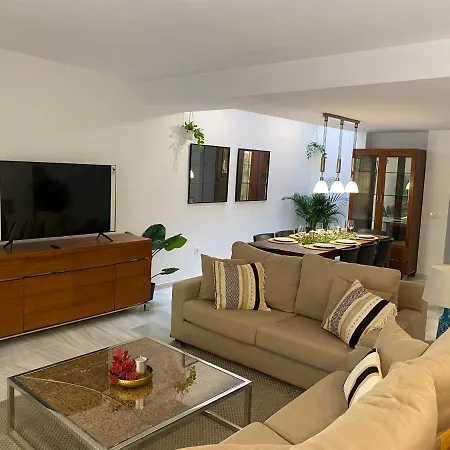 Town House 3 Beds In The Center Of Feriehus *