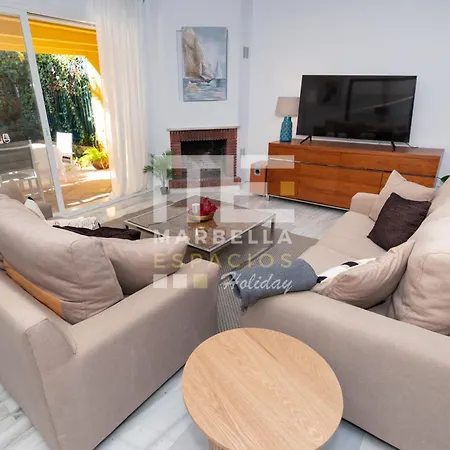Town House 3 Beds In The Center Of Марбелья